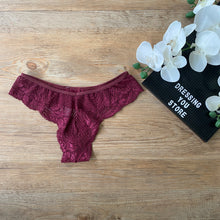 Load image into Gallery viewer, MICROFIBRE/LACE PANTY - WINE
